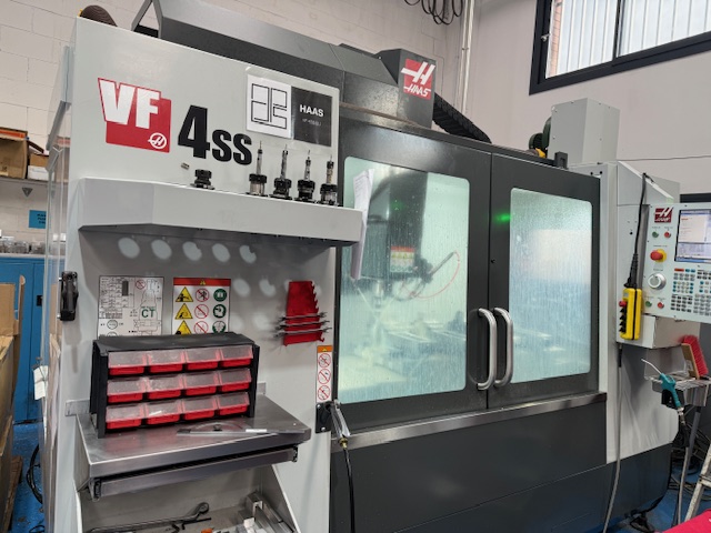 Maquina HAAS VF-ASS-EU